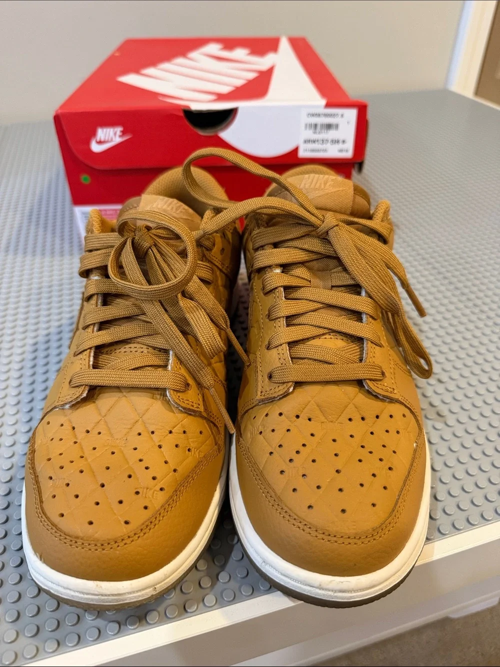 Nike Men’s Low-Top Sneakers in Cognac Brown